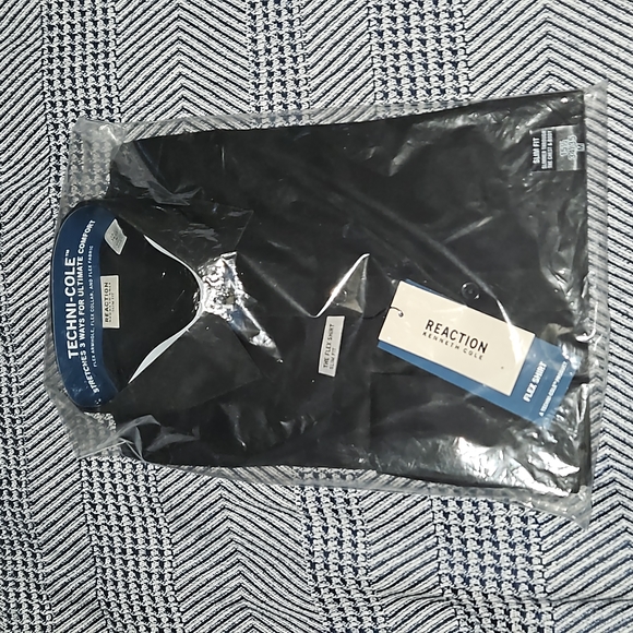 Kenneth Cole Mens "Flex" Dress Shirt.BRAND NEW w/ TAGS IN ORIGINAL PACKAGING!!! - Picture 1 of 7
